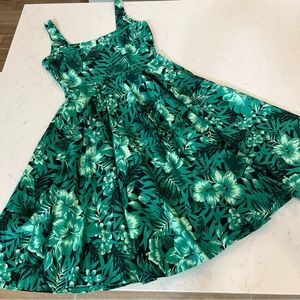 Zara green floral full circle skirt midis dress with side zip